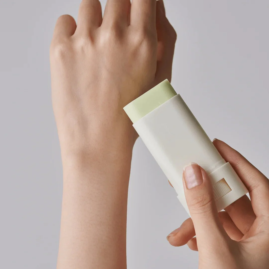Beauty of Joseon- Matte Sun Stick : Mugwort+Camelia (SPF 50+ PA++++) - Image 4