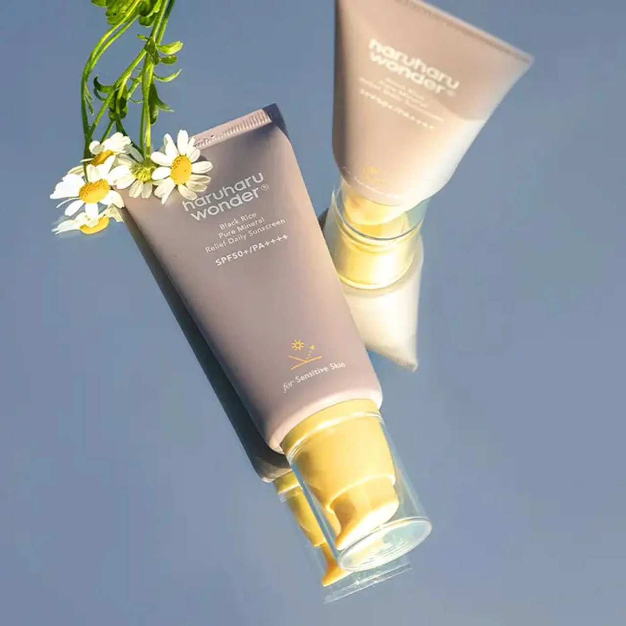 Haruharu Wonder - Black Rice Pure Mineral Relief Daily Sunscreen SPF50+/PA++++ 50ml - Image 4