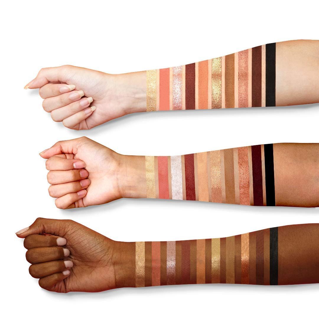 KARA BEAUTY PRO12 THE ESSENTIALS 30-Shades Multi-Finish Creative Beauty Palette - Image 3